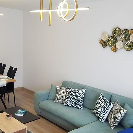 Serenity, Urban Plaza, Apartament Nou Cu Parcare Gratuita Braşov Dış mekan fotoğraf